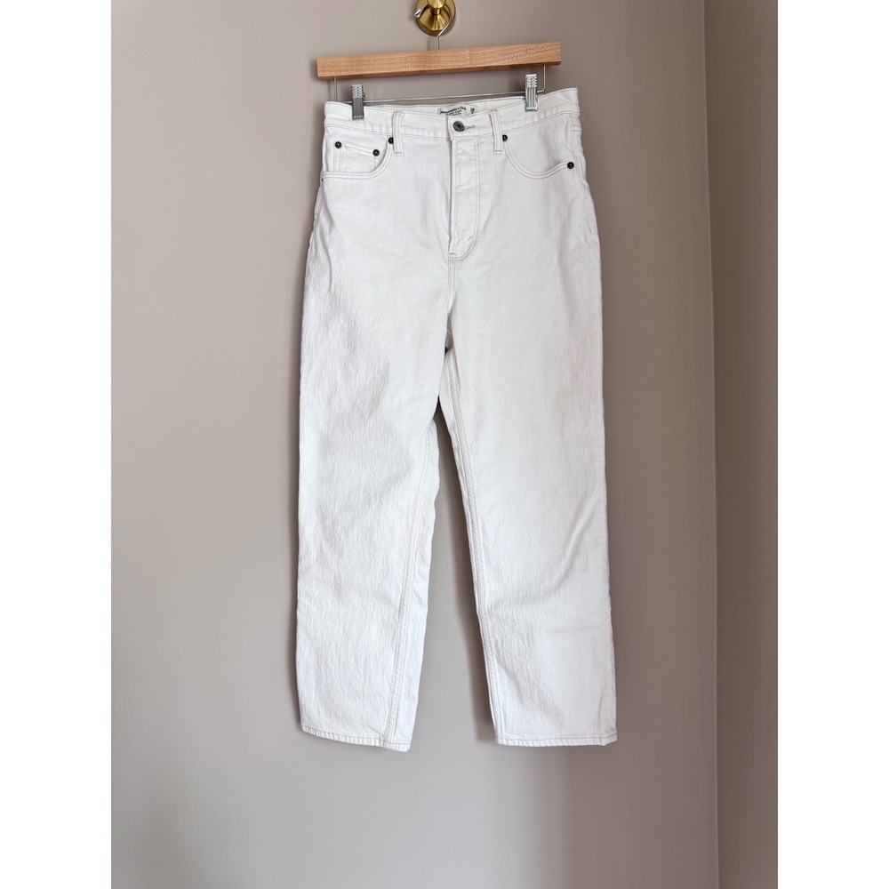 Abercrombie & Fitch Curve Love Ankle Straight Ultra High Rise White jeans Sz 29